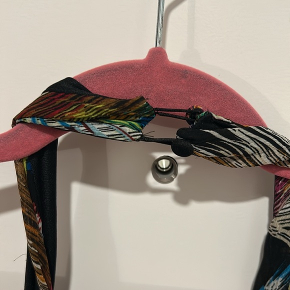 Multicolor Feather Print Maxi Flowy Dress - Picture 5 of 10